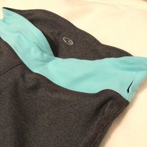 Reverisble Cropped Leggings!